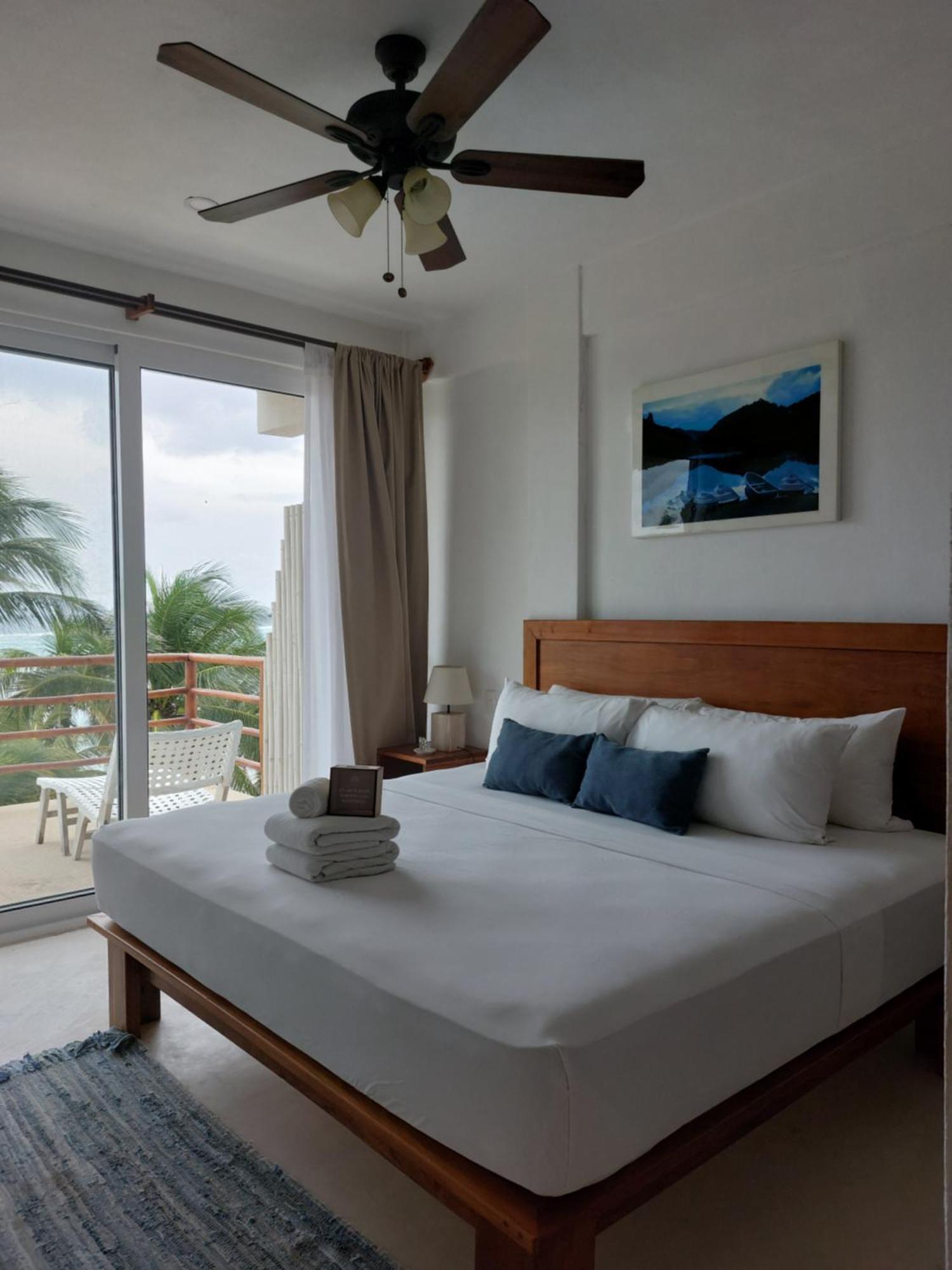 Noah Beach Hotel & Suites Mahahual Extérieur photo